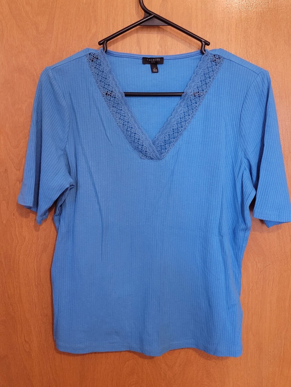 Talbots Petites Blue Ribbed V-Neck Short Sleeve Top with Lace Trim, Size LP